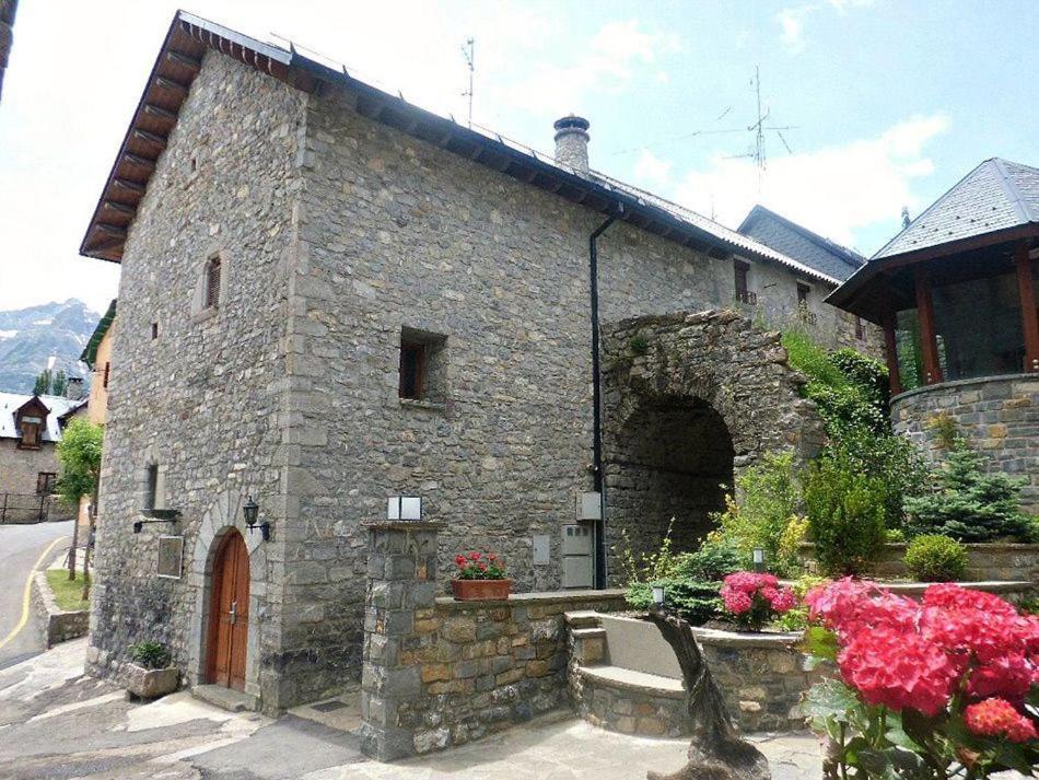 Abadia Del Pirineo Hotel Tramacastilla de Tena Exterior photo